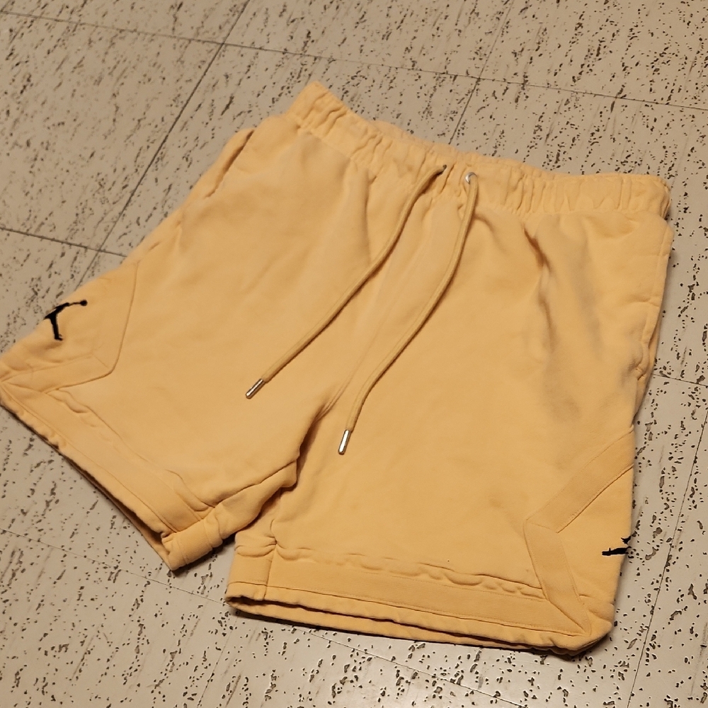 Jordan Jumpman Cream Embroidered Logo Sweatpant Shorts Vintage Y2K